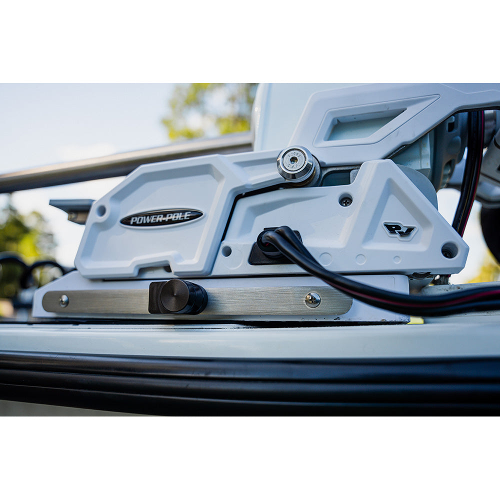 Secure Outdoors Elite Lock - Single Power-Pole PV Security Lock in Silver