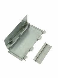 BURNER MOUNTING BRACKET