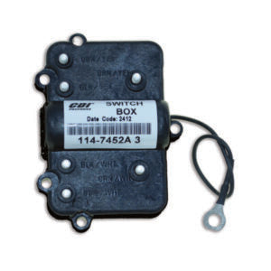 Merc Stud Term Switchbox 2CYL - 1147452A3